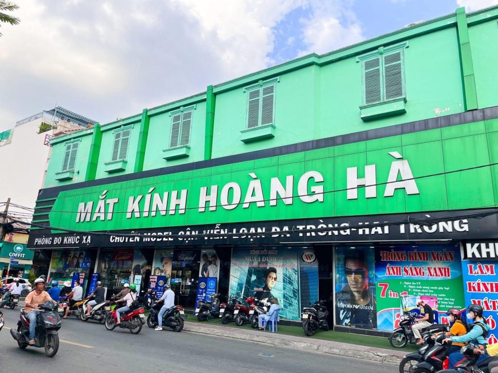 mắt kính Hoàng Hà